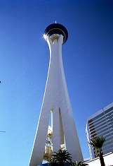 ȥȥե Stratosphere Tower bil0022-009
