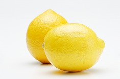 二個 レモン 柑橘フルーツイメージ fd401226